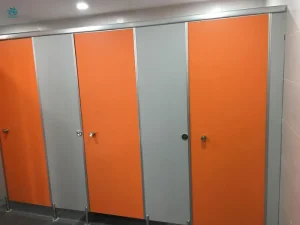 Vách ngăn vệ sinh compact 950psi nên hay không sử dụng?