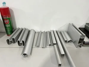 Loại Phụ Kiện Vách Ngăn Nhà Vệ Sinh Chức Năng Nào Tốt Nhất