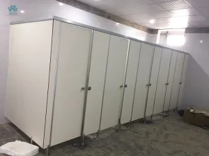 Vách vệ sinh compact hpl có tốt không? Giá bao nhiêu?