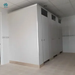 Phân Loại Và Yếu Tố Thi Công Vách Ngăn Vệ Sinh Compact HPL