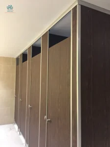 Lắp đặt vách ngăn vệ sinh tại Khánh Hòa cung cấp trọn gói giá tốt