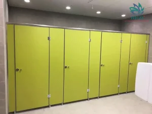 Thi công vách ngăn vệ sinh compact chống nước tại Bình Dương