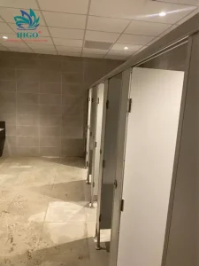 Địa chỉ thi công vách ngăn vệ sinh compact hpl uy tín giá tốt