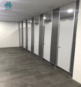 THIẾT KẾ VÁCH NGĂN VỆ SINH CHO TRƯỜNG CAO ĐẲNG VÀ ĐẠI HỌC