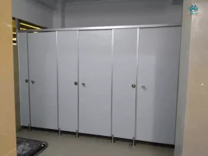 Thi Công Vách ngăn vệ sinh compact