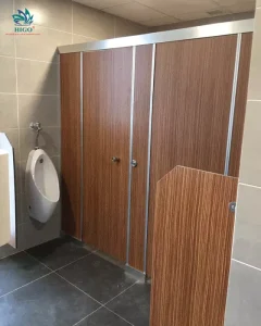 Higo chuyên cung cấp phụ kiện, thi công vách ngăn vệ sinh compact hpl