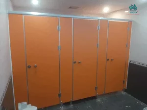 Cách phân biệt vách ngăn vệ sinh Compact giả