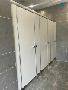 Vách ngăn vệ sinh tấm compact hpl màu vân đá, giả đá