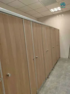 Cách tính số lượng tấm vách ngăn vệ sinh compact hpl cho dự án