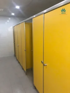 Báo giá tấm Compact HPL chịu ẩm ướt tốt nhất