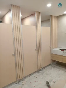 Vách ngăn vệ sinh compact có thực sự tốt, độ bền cao?