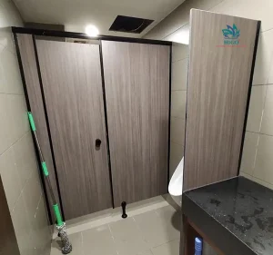 Công ty thi công vách ngăn vệ sinh compact hpl tại Higo uy tín