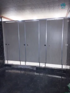 Vách ngăn nhà vệ sinh compact – Xu hướng chống nước tốt 2024