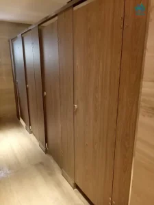 Vách ngăn nhà vệ sinh phòng tắm nhựa compact chính hãng chỉ từ 850.000