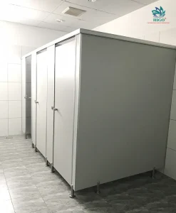 Đặc điểm nổi trội của vách ngăn vệ sinh tấm compact hpl và lưu ý khi sử dụng