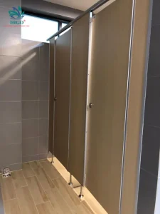 Vách Ngăn Vệ Sinh Compact Báo Giá Thi Công Chịu Nước Hoàn Toàn, Dễ Vệ Sinh