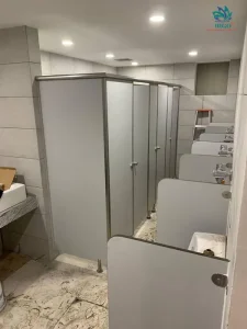 Giá Tấm Compact HPL: Lựa Chọn Vách Ngăn Vệ Sinh Tối Ưu Cho Nội Thất Hiện Đại