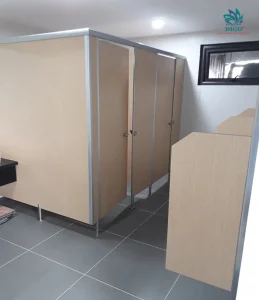 Vách ngăn vệ sinh compact hpl chịu nước 100% tiêu chuẩn bền đẹp