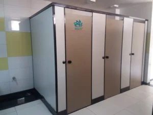 Khi lựa chọn vách ngăn vệ sinh bạn cần lưu ý điều gì để chuẩn xác