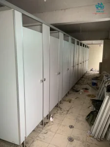 Tầm quan trọng của vách ngăn nhà vệ sinh compact trong cộng đồng