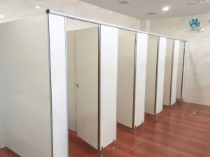 Vách ngăn nhà vệ sinh compact giá rẻ tiết kiệm 15% chi phí công trình