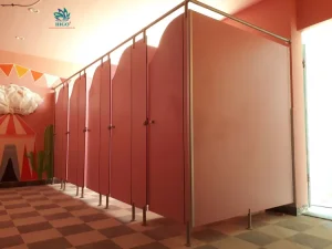 Vách ngăn vệ sinh composite có cấu tạo như thế nào hoàn hảo ?