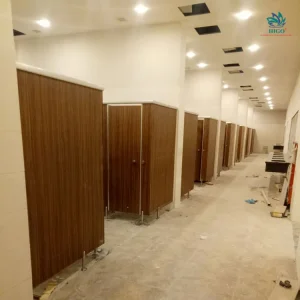 Phụ kiện vách ngăn nhà vệ sinh HPL lựa chọn tối ưu cho nhà vệ sinh hiện đại