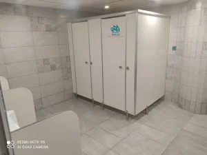 Bỏ túi tiêu chuẩn vách ngăn vệ sinh compact hpl chính xác nhất – Góc nhìn chuyên gia