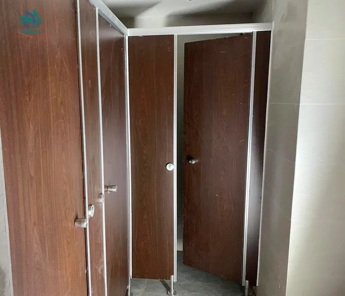 Giá vách ngăn compact loại 1 thiết kế nhà vệ sinh ở địa chỉ nào rẻ nhất hiện nay?