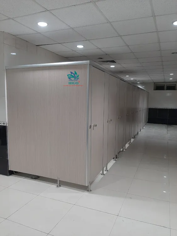 Hướng dẫn lắp đặt vách ngăn vệ sinh compact hpl công ty chi tiết với quy trình chuẩn
